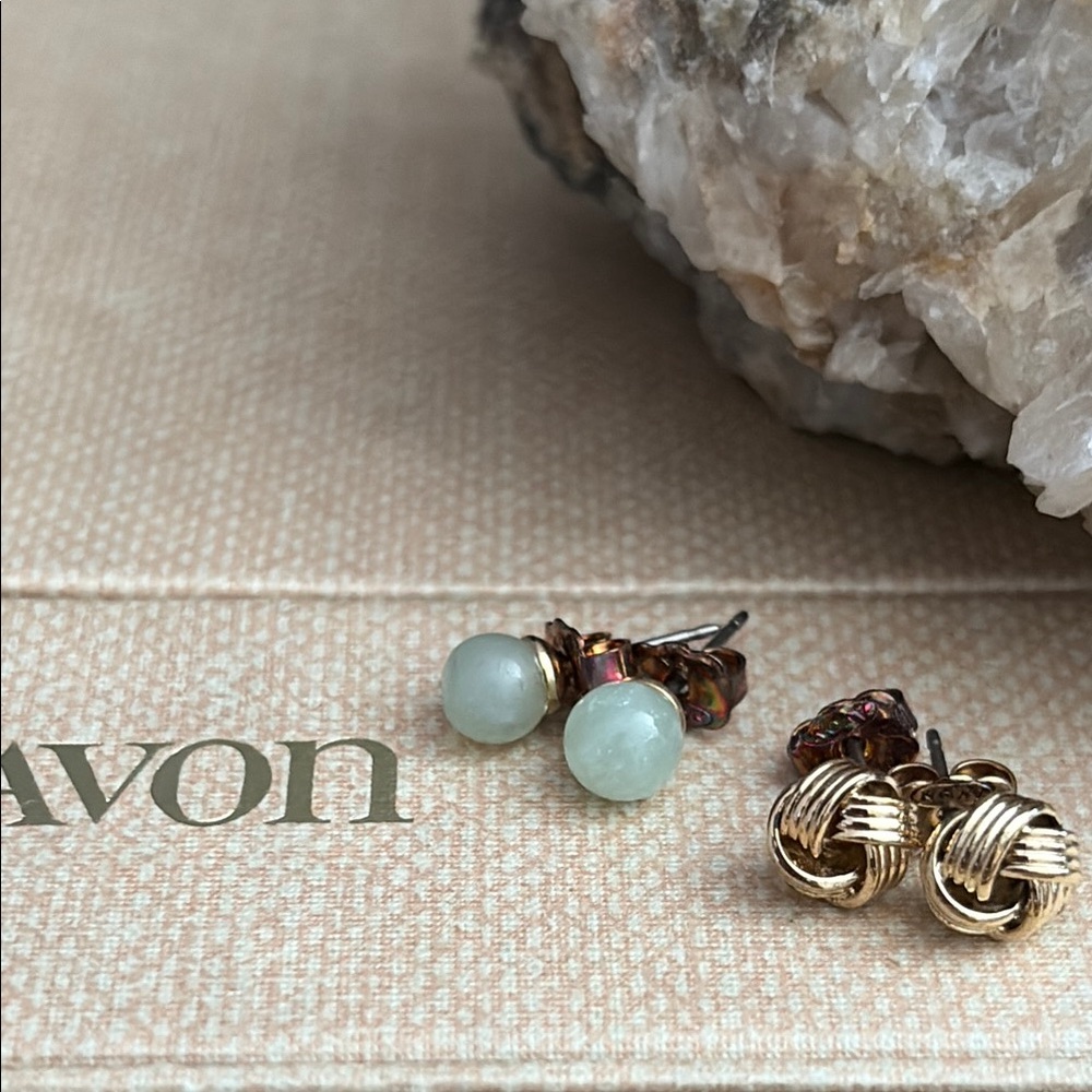 Vintage Avon Genuine Jade Stud Earrings Gold Love Knot Gift Set NIB